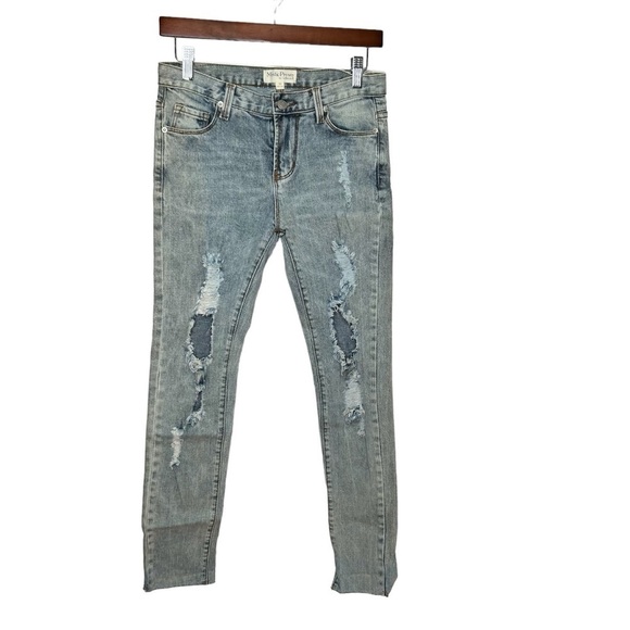Mistic Prysm Women’s Destroyed Frayed Hem Jeans Size Medium Patina Blue Gray - Picture 1 of 6